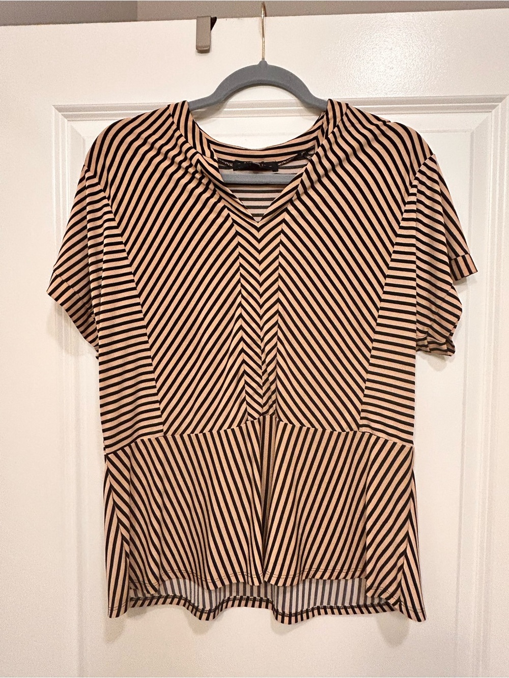 Striped V-Neck Short Sleeve Top in Beige and Black